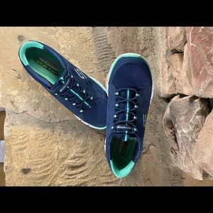 Women’s Skechers shoes